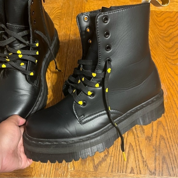 Dr. Martens Vegan Jadon II Boot Mono Platforms in Black Sz 12 Women's or Men 11 - Picture 5 of 14